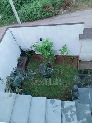 Annex for Rent in Makola