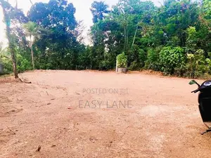 Land for Sale in Kadawatha