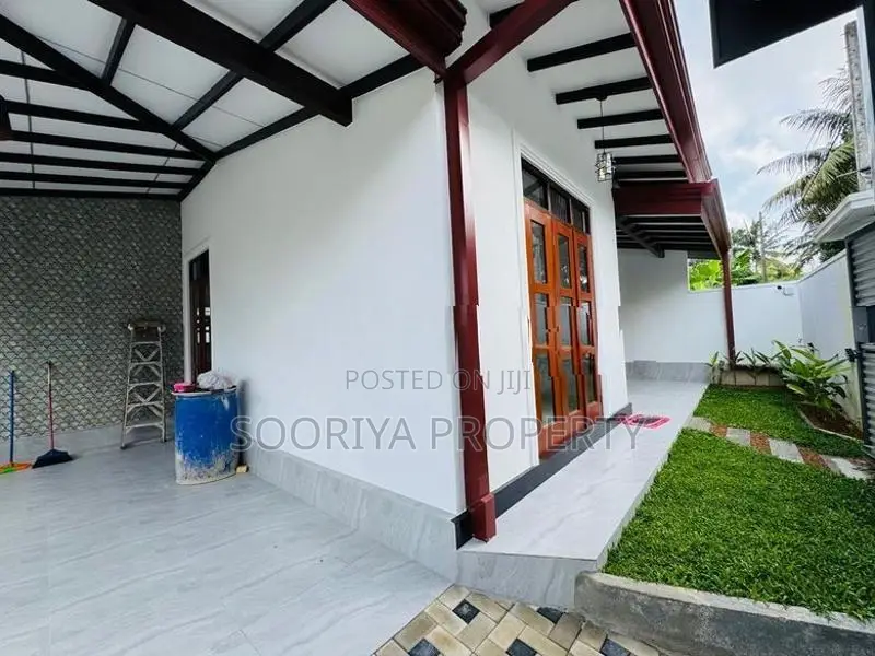 Luxury Single Storey House for Sale in Piliyandala