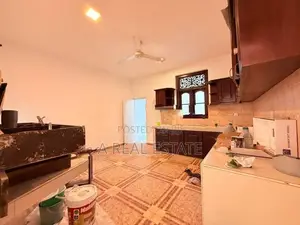 Modern 3 Storey 6 Bedroom House For Rent In Colombo-6 (Close to HC)