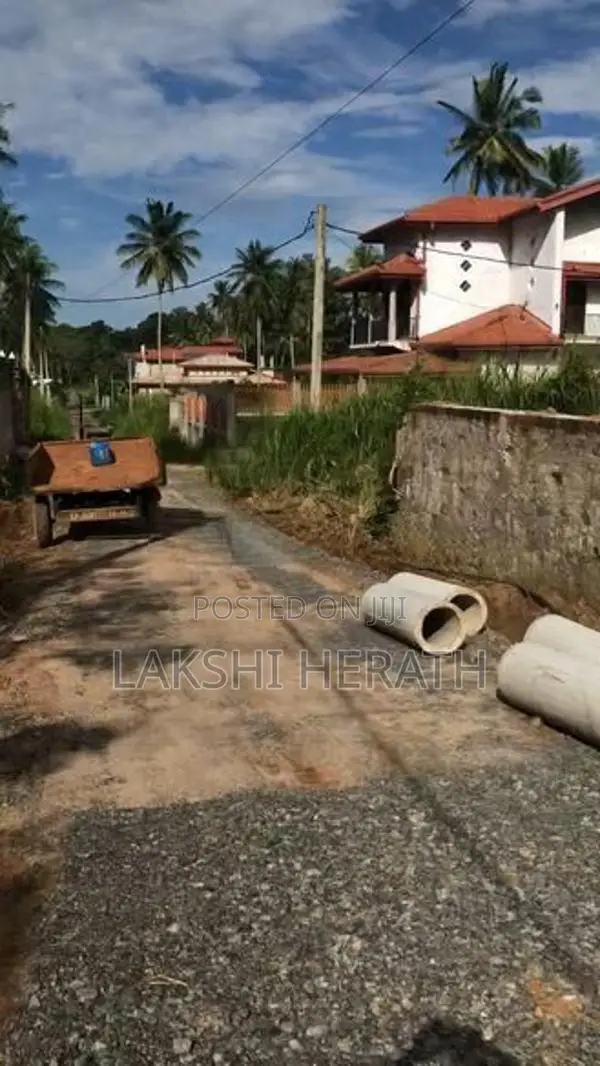 Kurunegala Land (near Highway)