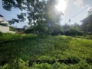 11.8 Perch Land for Sale Kadawatha