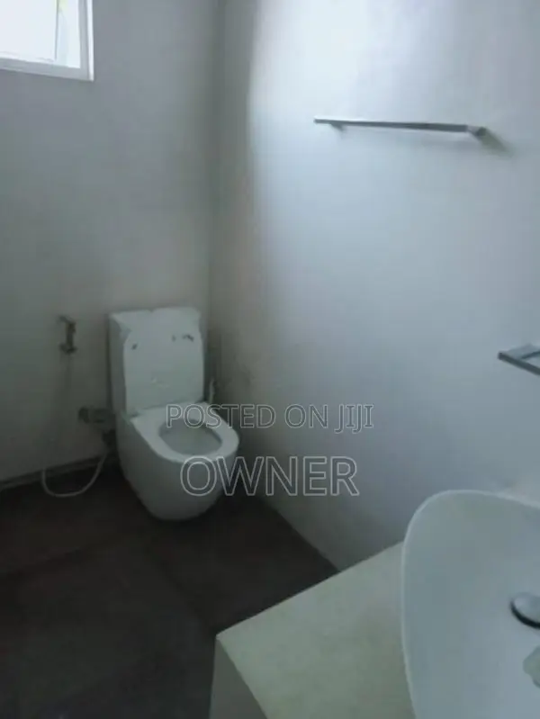Family Room Annex Rent (long Term )