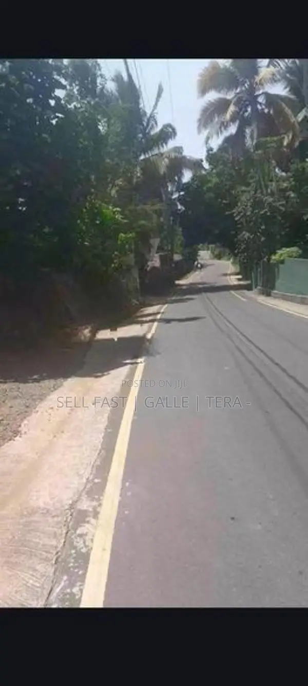 ගාල්ලෙන් ඉඩමක්