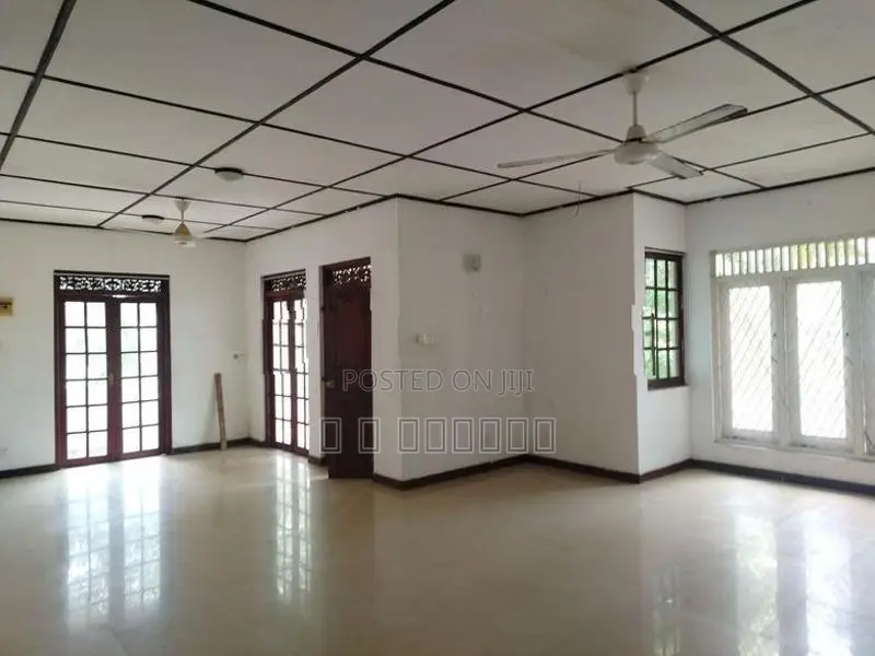 3 bedroom uptrar house for rent in moratuwa