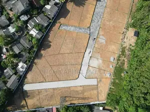Avissawella - Kaluaggla 122 High Level Road Facing Land For Sale