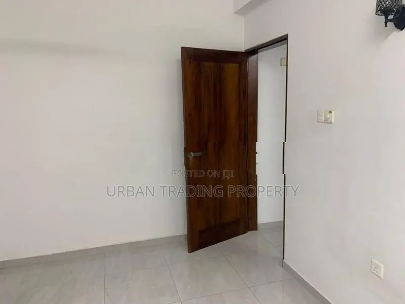 02 Bed Unfurnished Apartment for Rent at Mount Lavinia