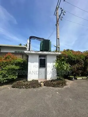 (RC626) Commercial Building for Sale in Moratuwa