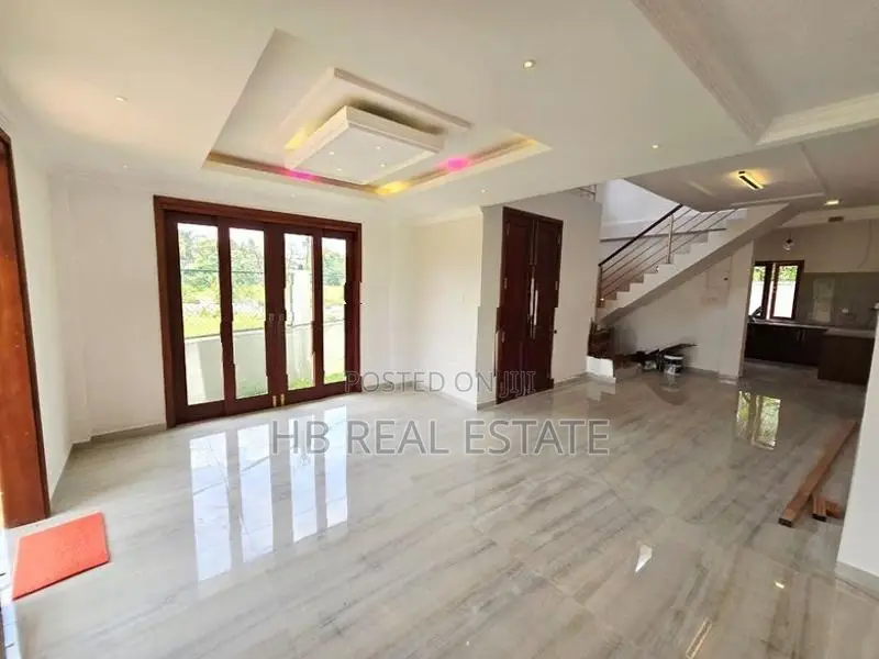 Architecture Designed Paddy Feild Facing Luxury House-Homagama