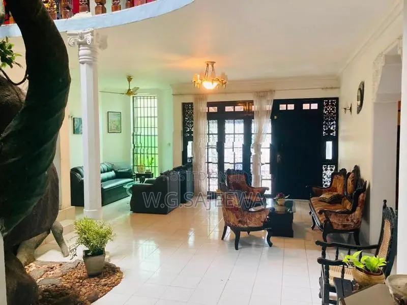 5 Bedroom House for Sale in Ragama