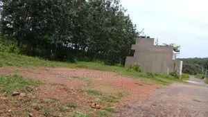 06 Perches Bare Land for Sale in Big City Kahathuduwa Polgasowita