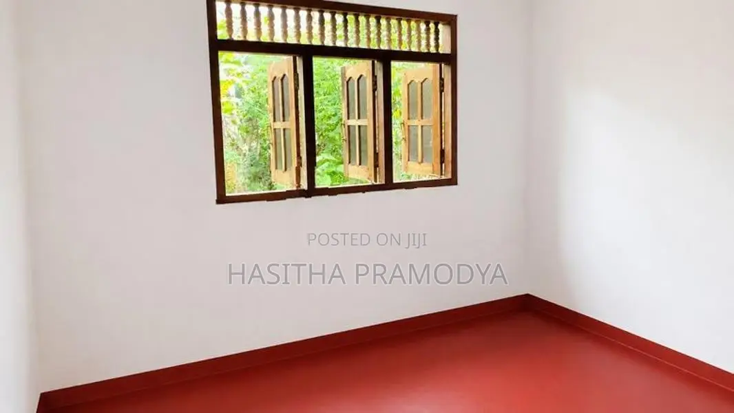House in Galle Wathurawila Elpitya