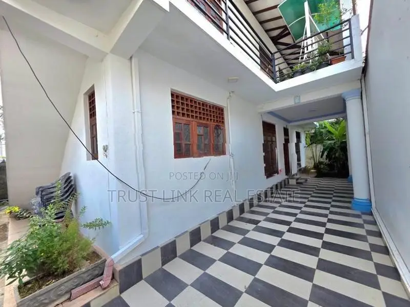 2 Storey House for Sale in Wattala