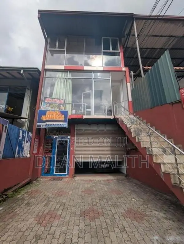 Building for Sale in Moragahahena