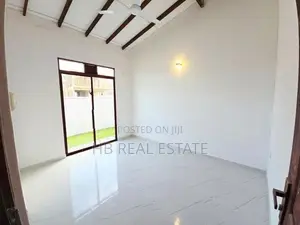 Newly Build Luxury Single Storey House for Sale in Pitipana