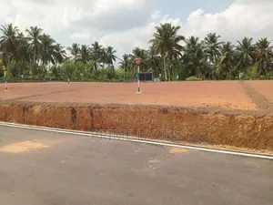 ඉඩමක් කිරිවත්තුඩුව