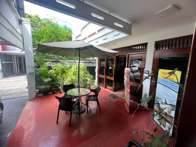 2 Storey House for Sale in Colombo 07 - Rosmead Pleace (REF 32)