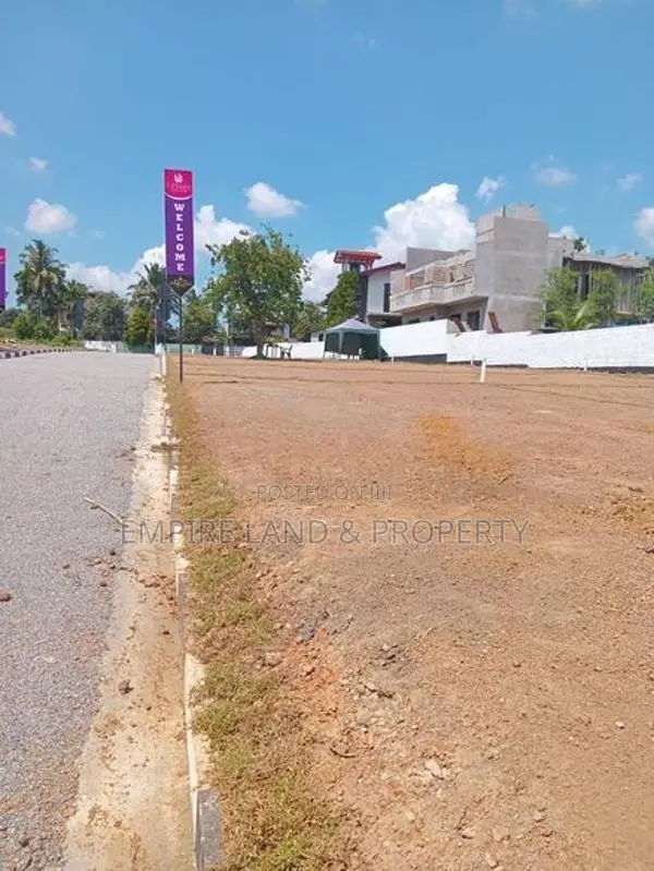 Land Plots for Sale in Near Kottawa City Maththegoda