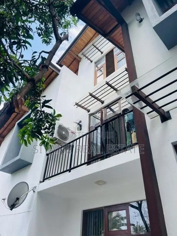 Kotte New Three storey House for sale (විදේශ ගතවීමට නවීන නිවස විකිණීමට