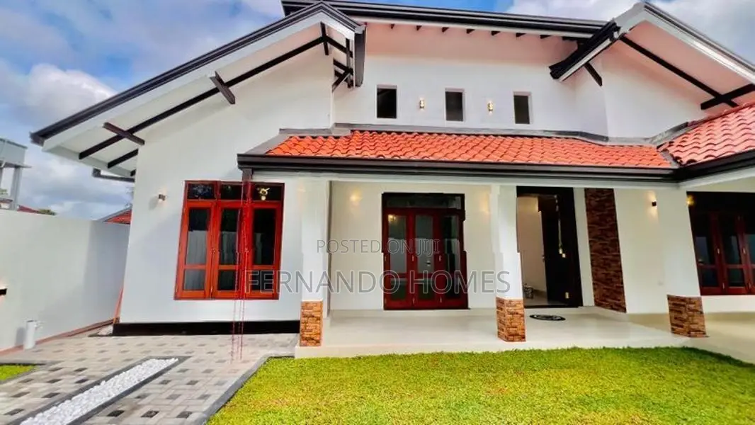 Solid New Single Storey House Sale in Negombo
