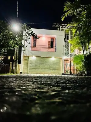 Dehiwala Pepiliyana Modern 3-Storey House for Sale