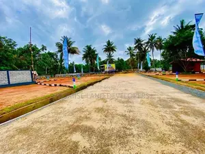 Gall Road Facing Land in Wadduwa