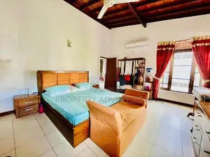 Dehiwala Pepiliyana Modern 3-Storey House for Sale