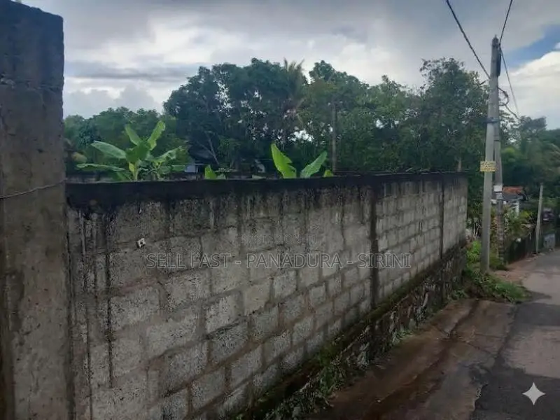Land for Sale Panadura - Dharmarama Rd (පර්චස් 7)