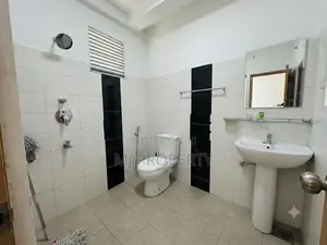 ( YR-1083) Valuable Upper Floor House Rent in Homagama