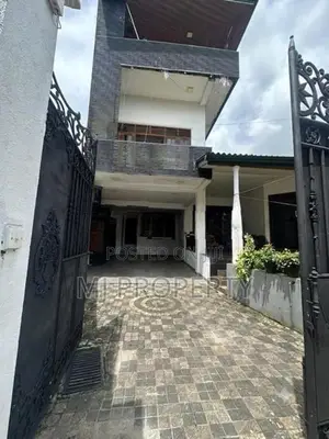 ( YR-1085) Valuable Two Storey House Rent in Homagama
