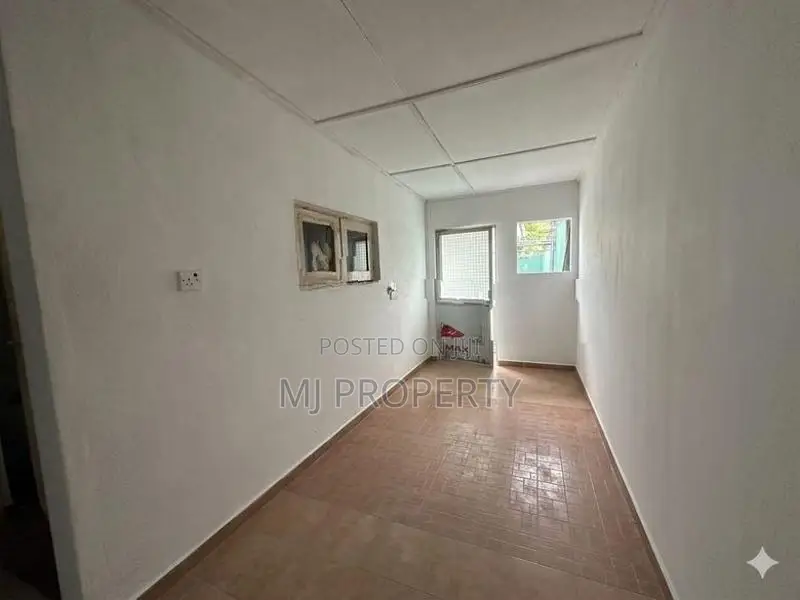 (YR-1058) Valuable Single Storey House Rent in Kottawa