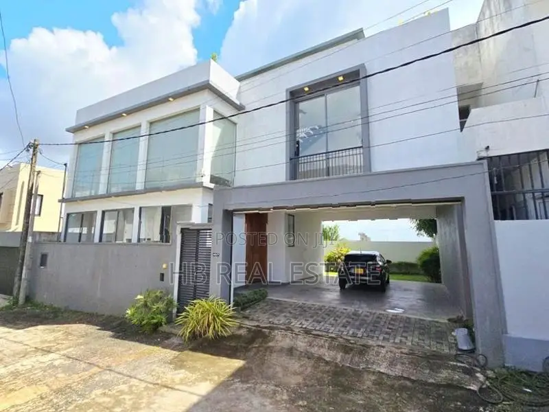 Architecture Designed Luxury Three Storey House Halpita