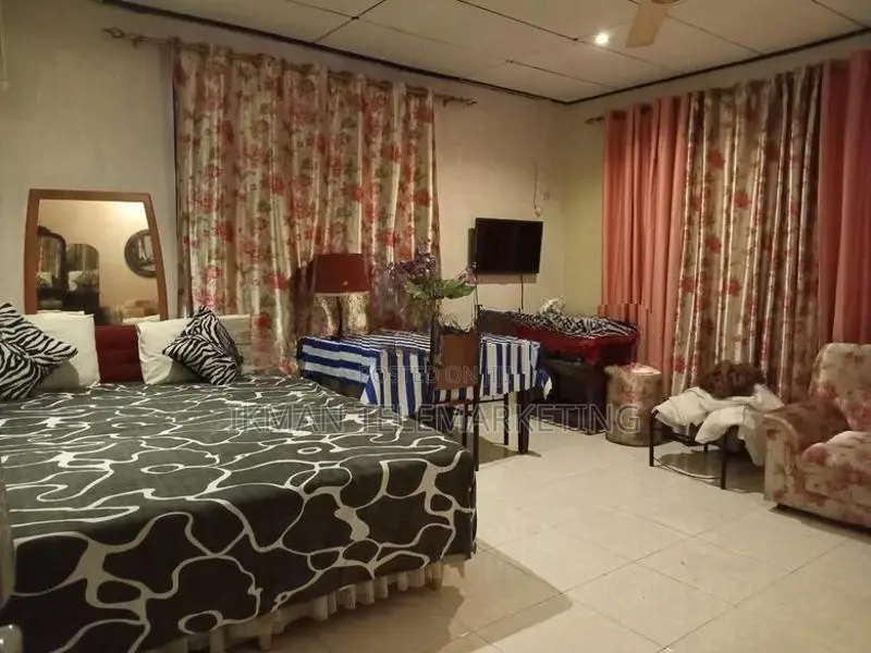 Room For Rent In Ratmalana