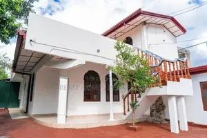 Spacious 7BR Dual-Access House in Navinna
