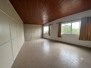 ( YR-1083) Valuable Upper Floor House Rent in Homagama