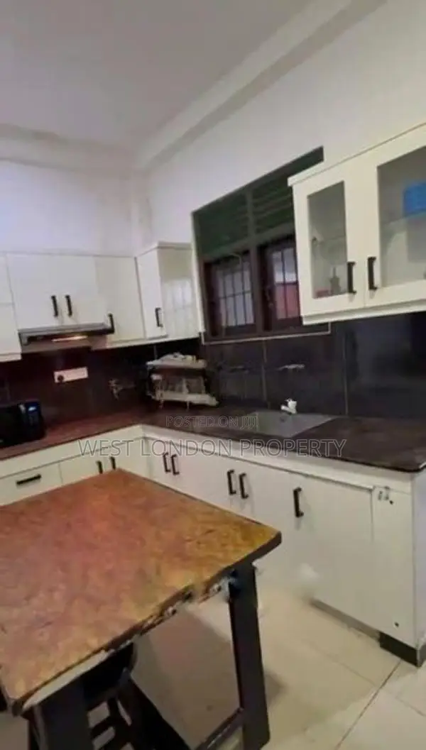 Beautiful 3-Storey House with Modern Amenities for Sale in Pannipitiya