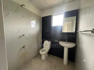 ( YR-1083) Valuable Upper Floor House Rent in Homagama