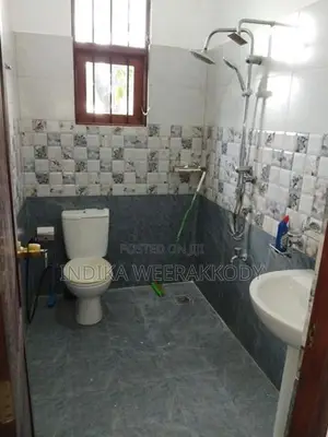 කාන්තාවන් සදහා ශෙයාරින් රූම්ස් හෝමාගම