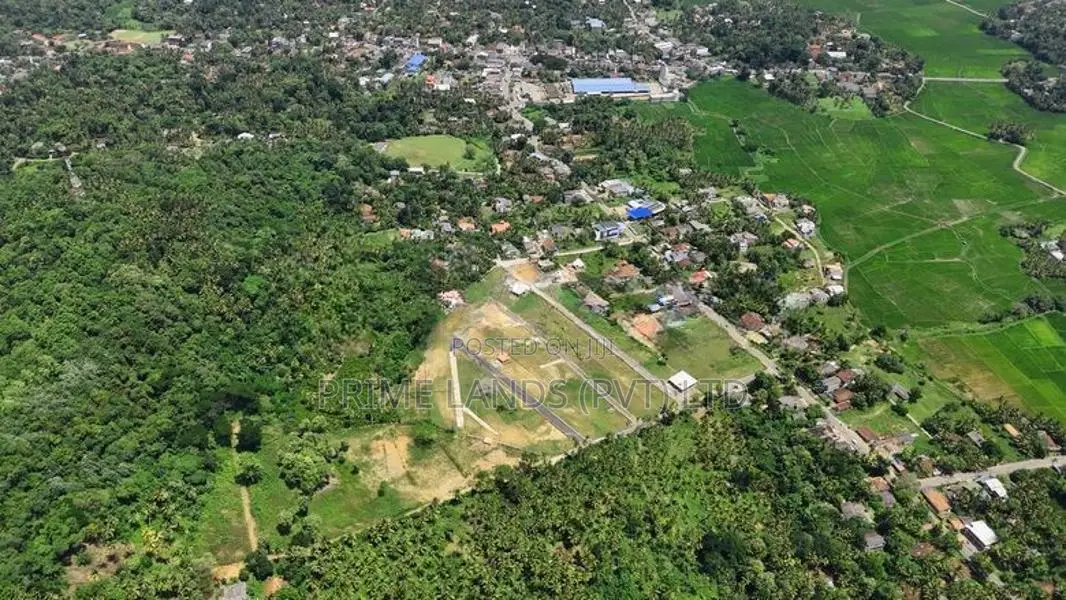 වලස්මුල්ල නගරයෙන්ම සුපිරි ඉඩම්