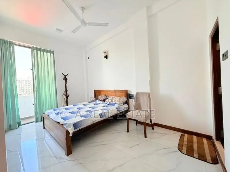 Furnished Semi Luxury 3 Bedroom Apartment For Rent In Wellawatha Col-6