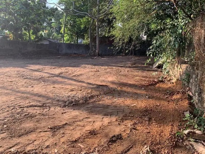 PILIYANDALA : 20P VALUABLE RESIDENTIAL LAND FOR SALE