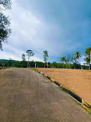 Yakkala Land for Sale in Kandy Road