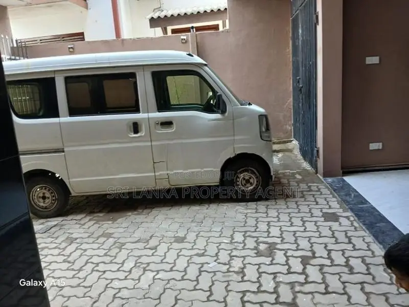 New 6 Rooms 4 Bath 3 Storey House for Sale Dehiwala just Off Hill Stre