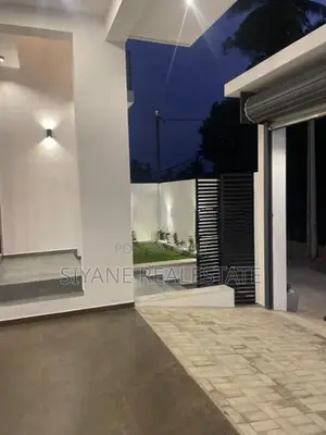 Beautiful Luxury Living In Polgasovita