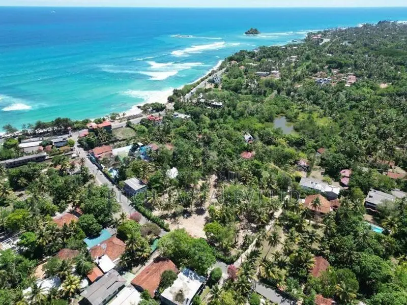 Beachside Land Plots in Midigama