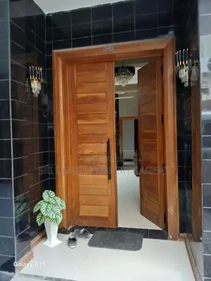 New 6 Rooms 4 Bath 3 Storey House for Sale Dehiwala just Off Hill Stre