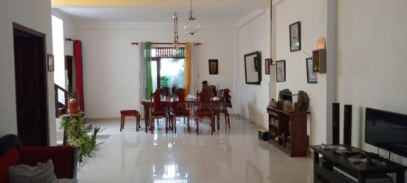 House for sale - lake crescent Attidiya