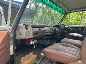 Mitsubishi Canter 1983