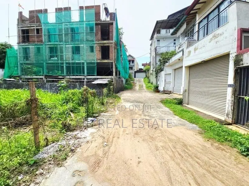 10 Perches Residential Bare Land For Sale