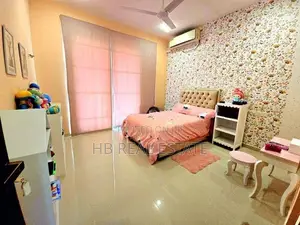 Boralesgamuwa Architecture Designed Super Luxury Three Storey House